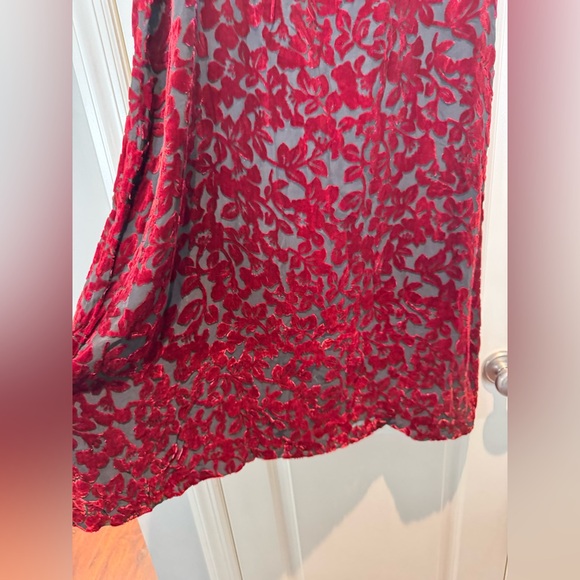 Valentine’s Day Vintage Laura Ashley Velvet Top & Skirt Size 8-10 - Picture 8 of 14